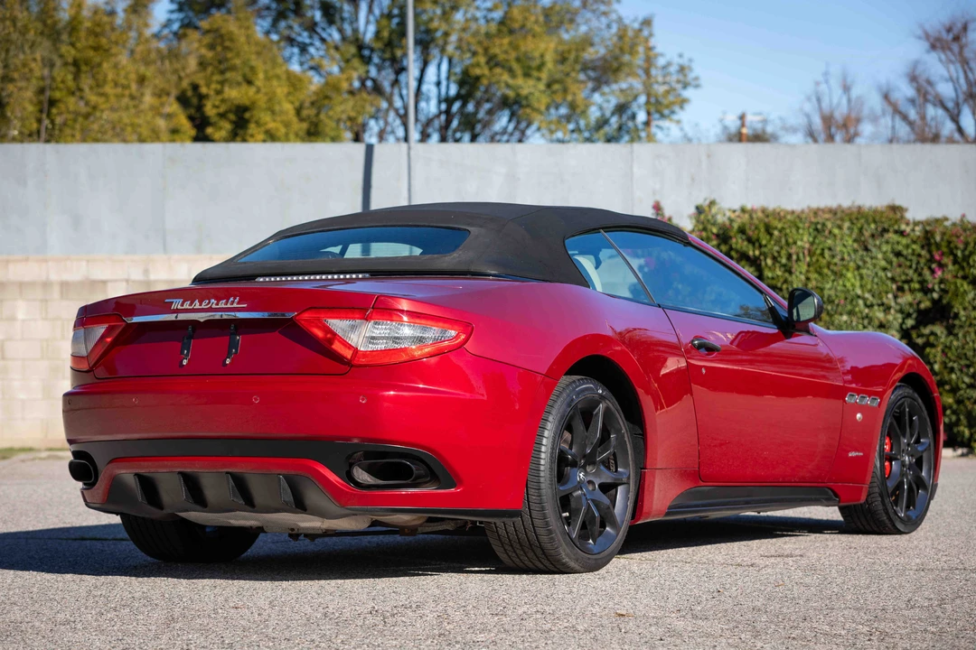 2012 Maserati GranTurismo 1st Gen - Image 17 of 31