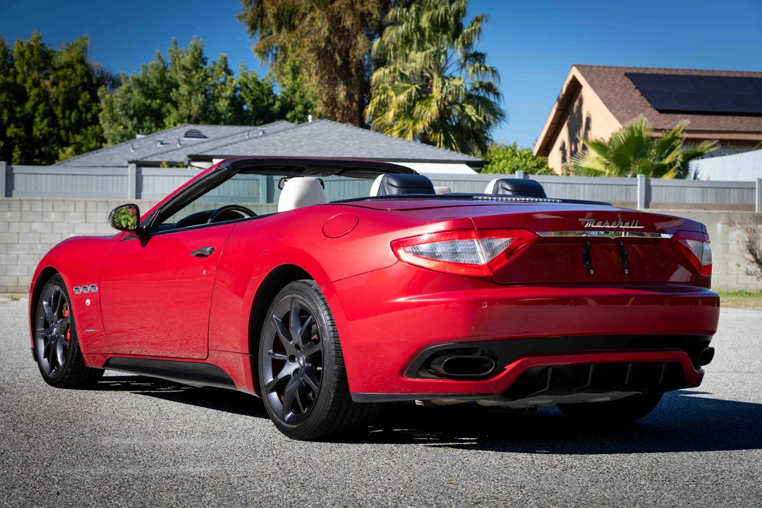 2012 Maserati GranTurismo 1st Gen - Image 5 of 31