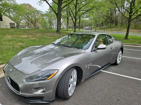 2012 Maserati GranTurismo MC Sport