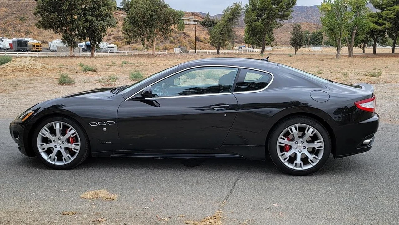 2012 Maserati - Image 12 of 31