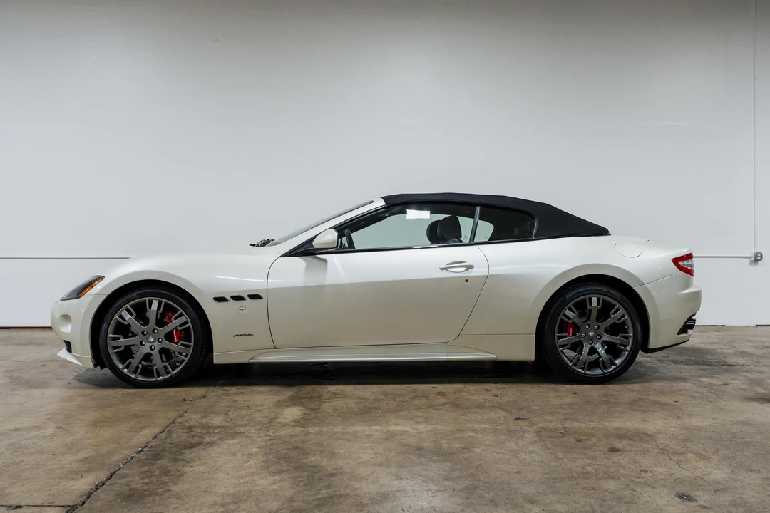 2012 Maserati GranTurismo 1st Gen - Image 28 of 31