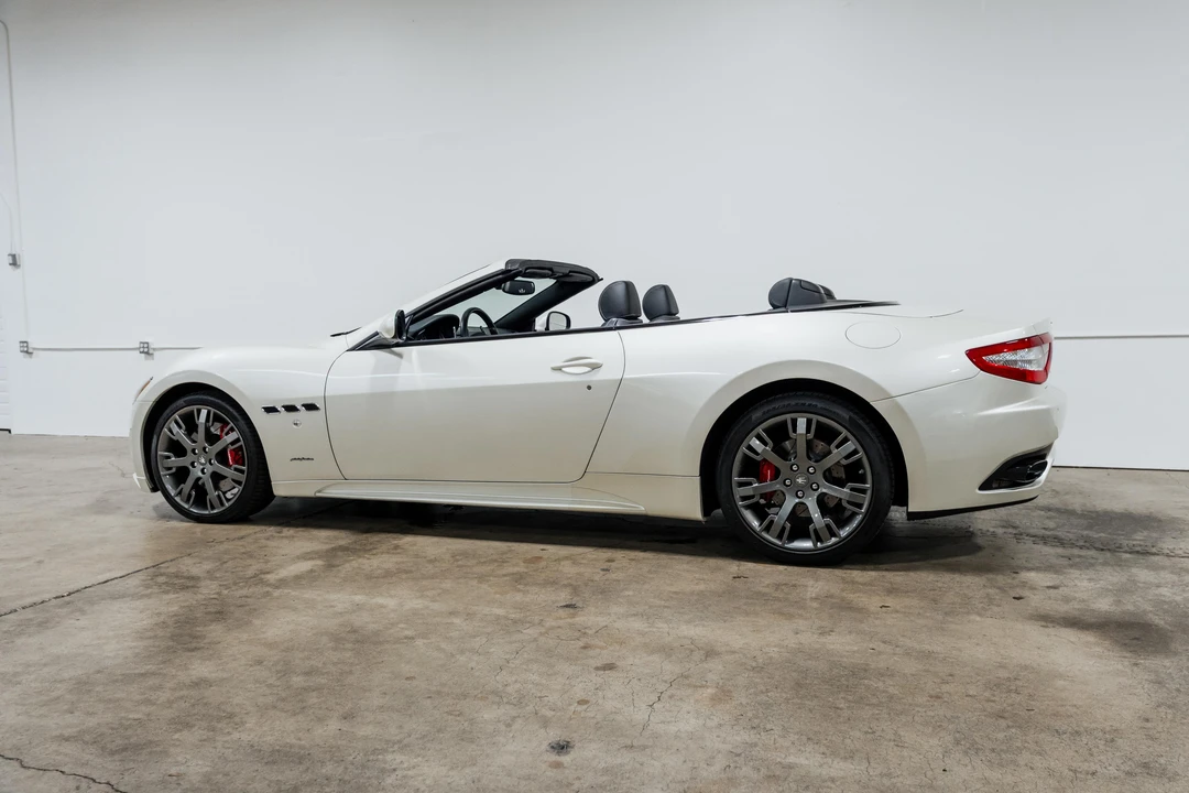 2012 Maserati GranTurismo 1st Gen - Image 9 of 31