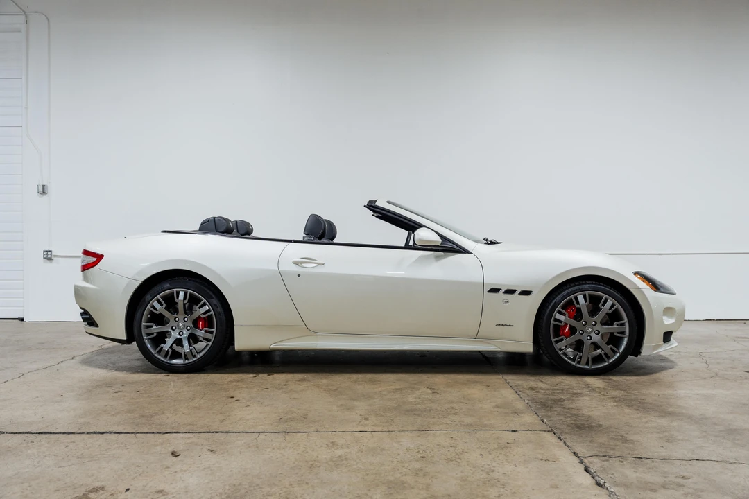 2012 Maserati GranTurismo 1st Gen - Image 16 of 31