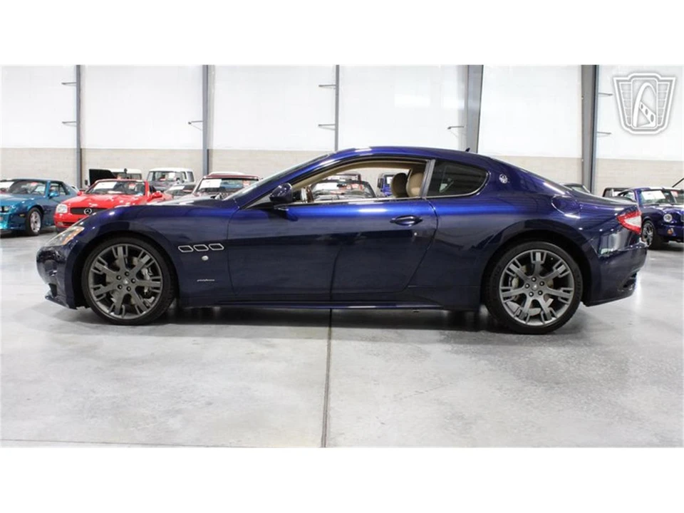 2012 Maserati GranTurismo 1st Gen - Image 17 of 31