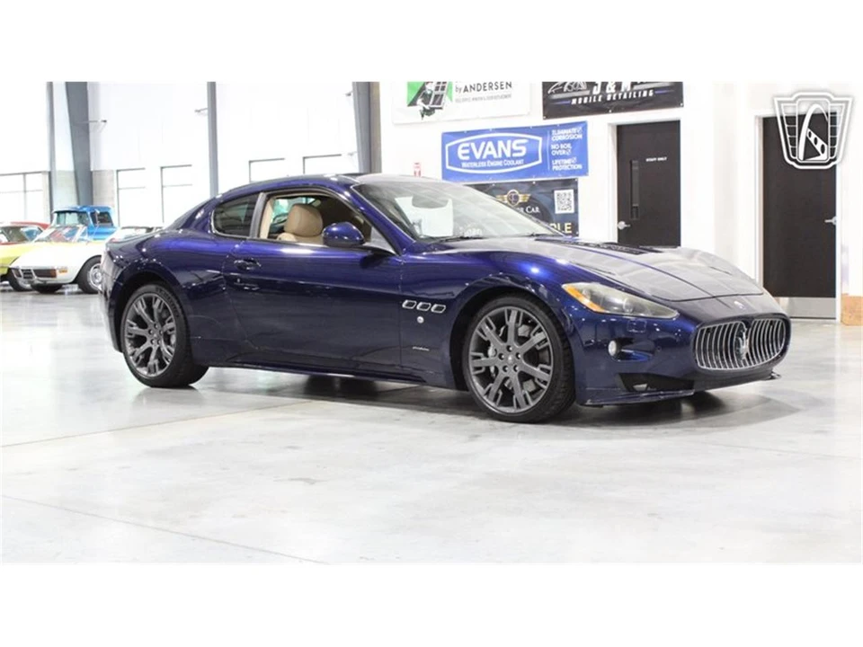 2012 Maserati GranTurismo 1st Gen - Image 22 of 31