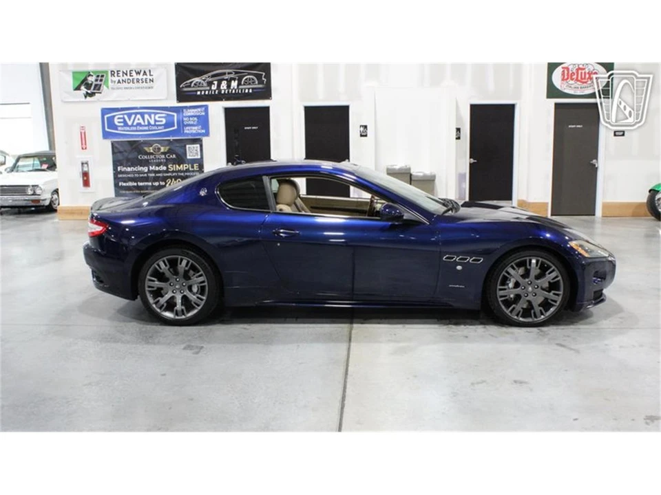2012 Maserati GranTurismo 1st Gen - Image 13 of 31