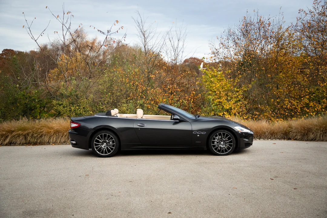 2012 Maserati GranCabrio - Image 13 of 31