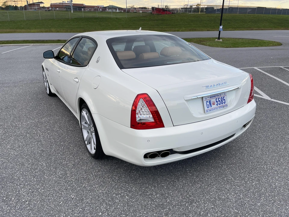 2012 Maserati Quattroporte 5th Gen - Image 12 of 31