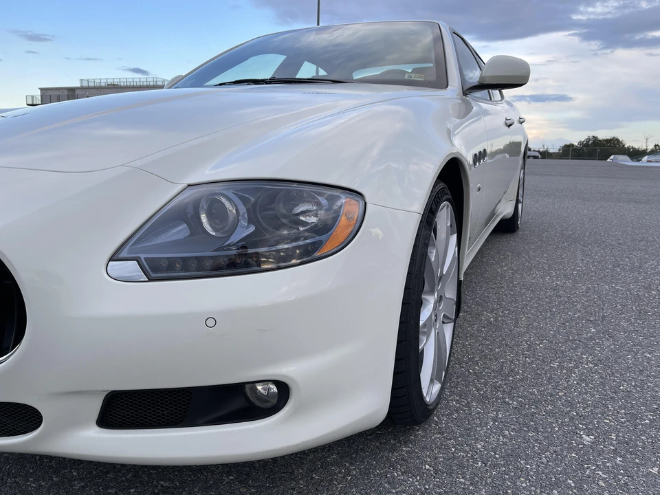 2012 Maserati Quattroporte 5th Gen - Image 30 of 31