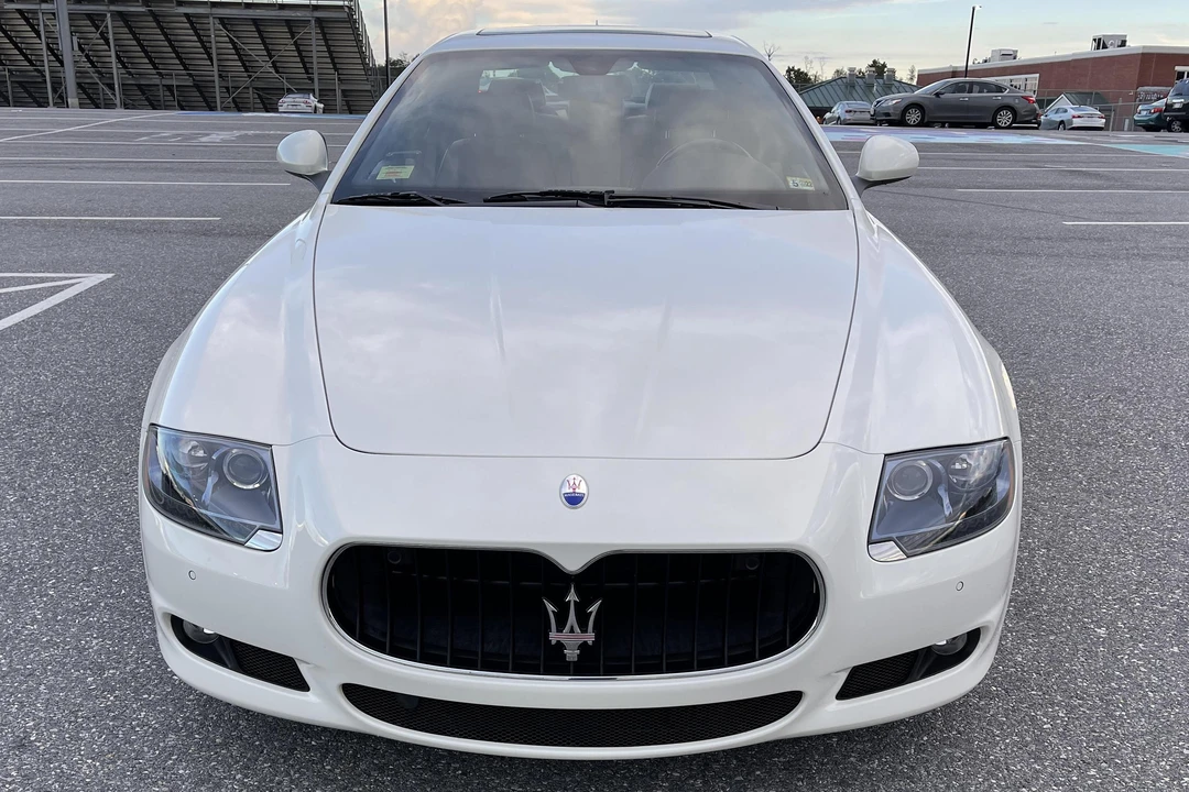 2012 Maserati Quattroporte 5th Gen - Image 2 of 31