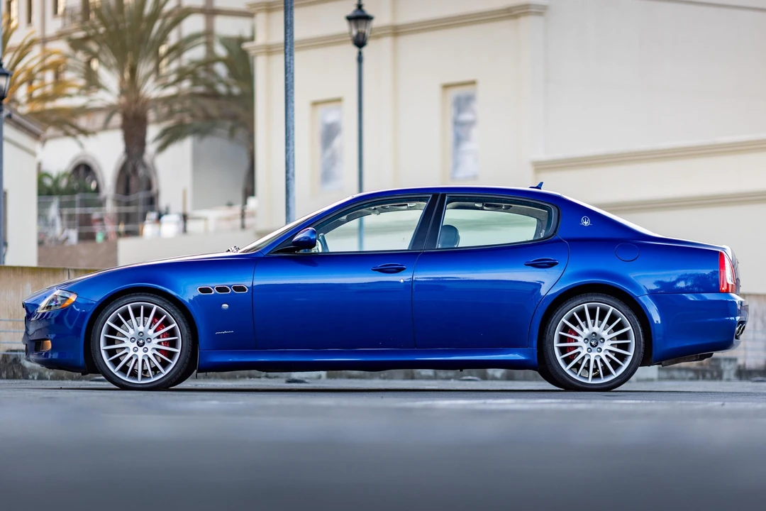 2012 Maserati Quattroporte 5th Gen - Image 3 of 31
