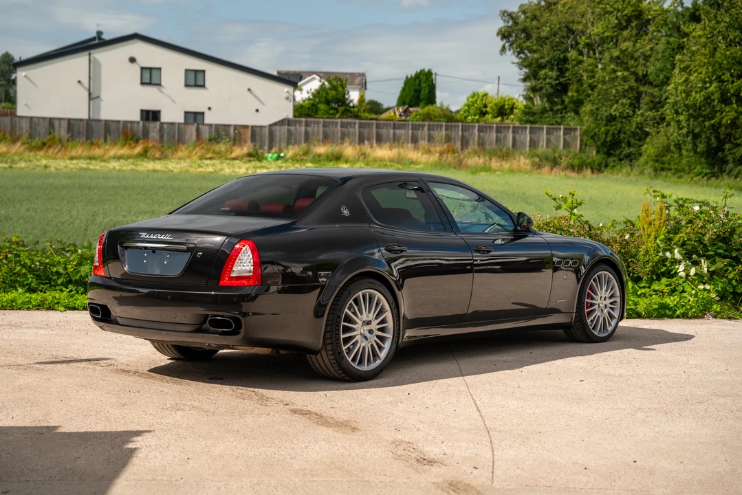 2012 Maserati Quattroporte 6th Gen - Image 8 of 31