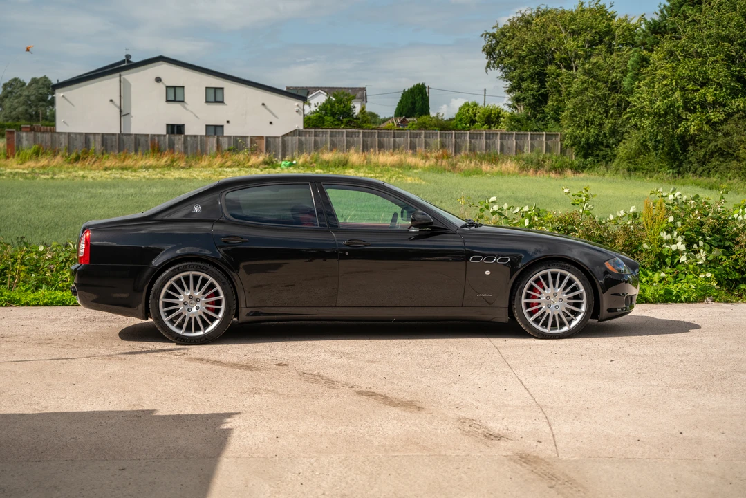 2012 Maserati Quattroporte 6th Gen - Image 9 of 31