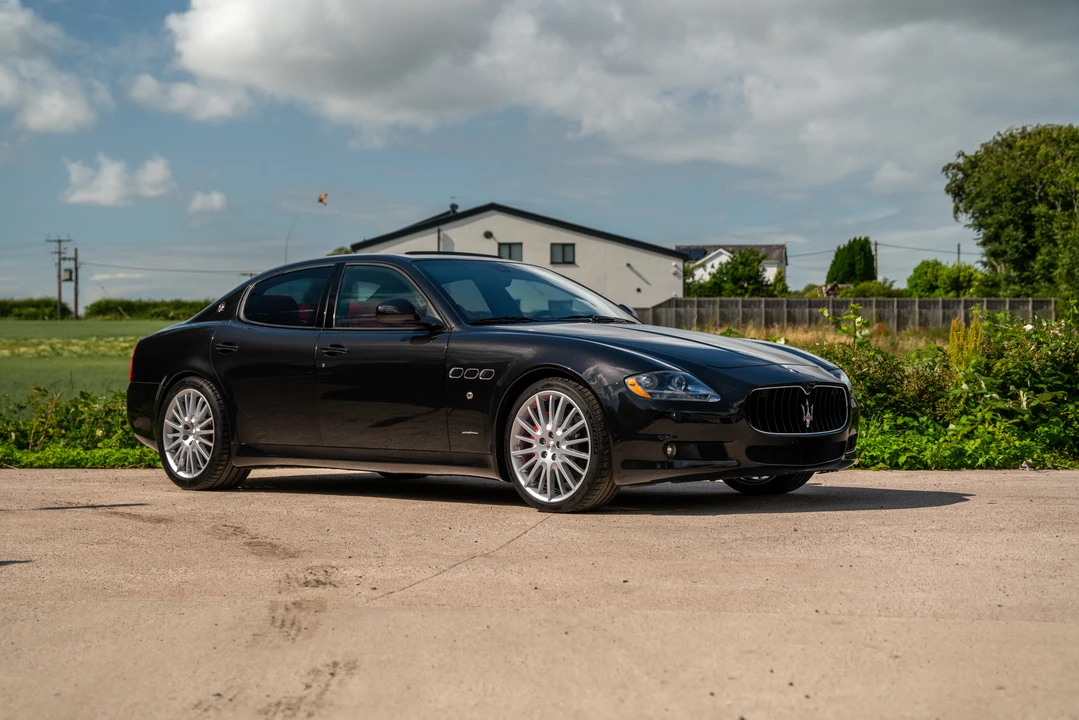 2012 Maserati Quattroporte 6th Gen - Image 10 of 31