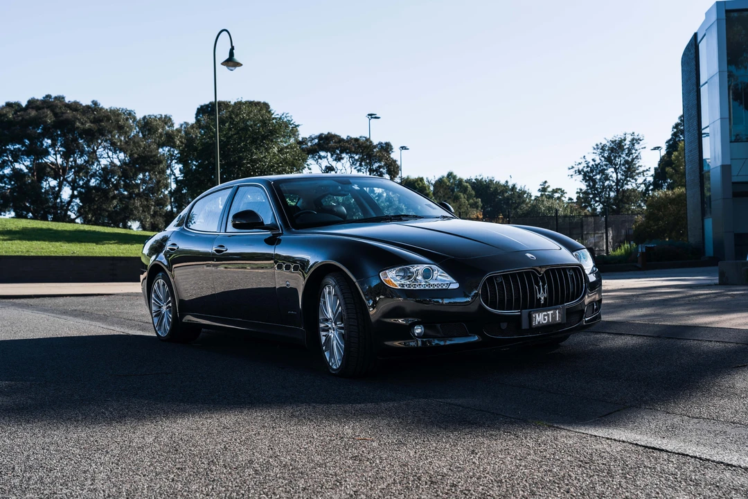 2013 Maserati Quattroporte 5th Gen - Image 9 of 31
