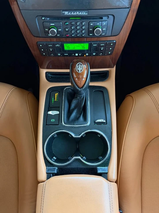 2012 Maserati Quattroporte 5th Gen - Image 16 of 19