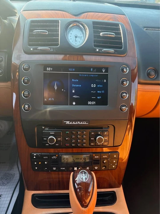 2012 Maserati Quattroporte 5th Gen - Image 16 of 20
