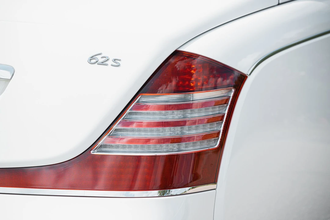 2012 Maybach 62 - Image 3 of 31