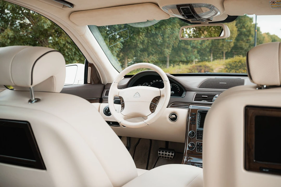 2012 Maybach 62 - Image 29 of 31