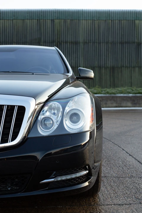 2012 Maybach - Image 2 of 31