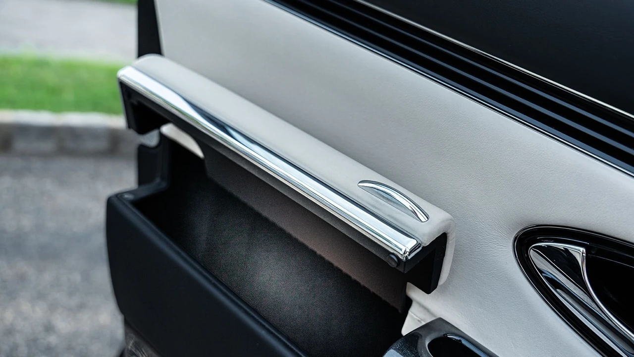 2012 Maybach 62 - Image 29 of 31