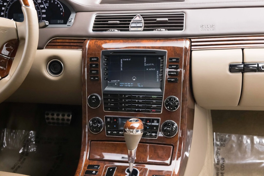 2012 Maybach - Image 24 of 31