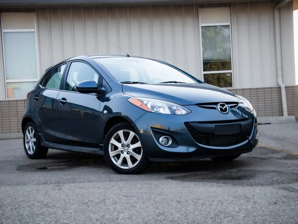 2012 Mazda Mazda 2 2nd Gen - Image 2 of 12