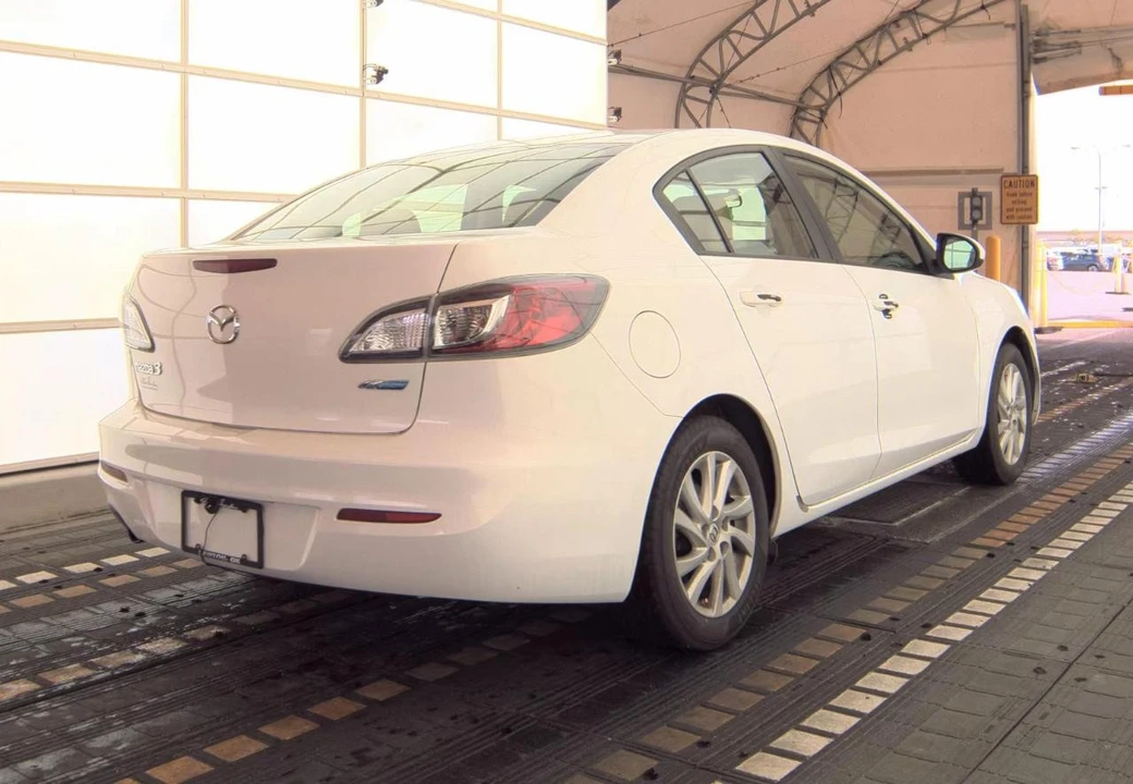 2012 Mazda Mazda 3 2nd Gen - Image 5 of 18