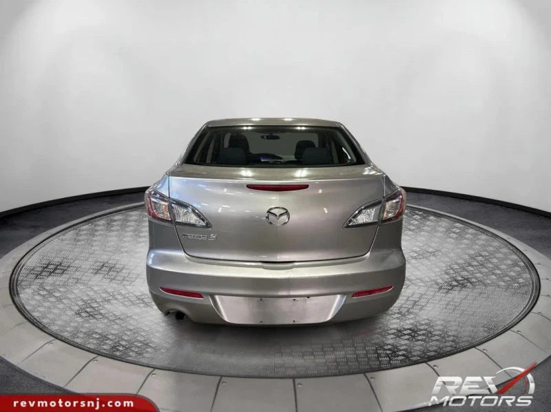 2012 Mazda Mazda 3 2nd Gen - Image 4 of 12