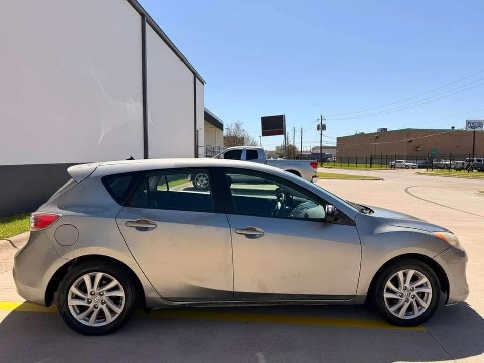 2012 Mazda Lantis - Image 4 of 11