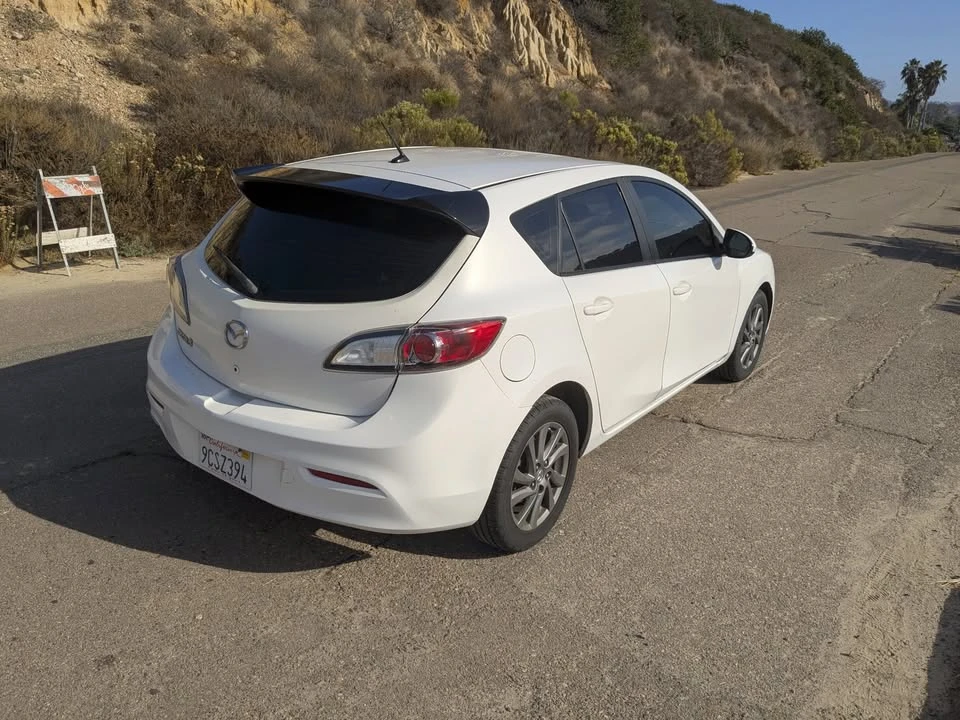 2012 Mazda Mazda 3 2nd Gen - Image 4 of 16