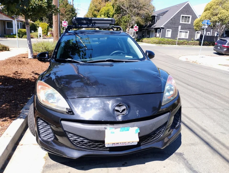 2012 Mazda Mazda 3 2nd Gen - Image 2 of 9