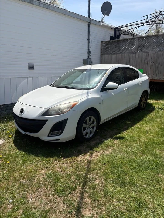 2012 Mazda Mazda 3 2nd Gen - Image 2 of 3