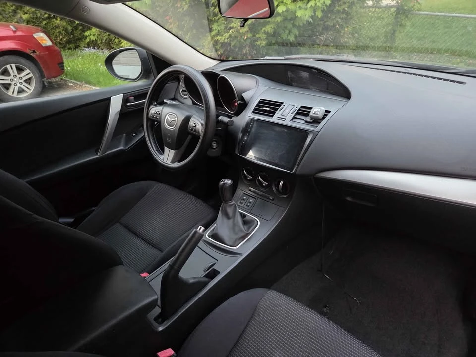 2012 Mazda Mazda 3 2nd Gen - Image 2 of 3