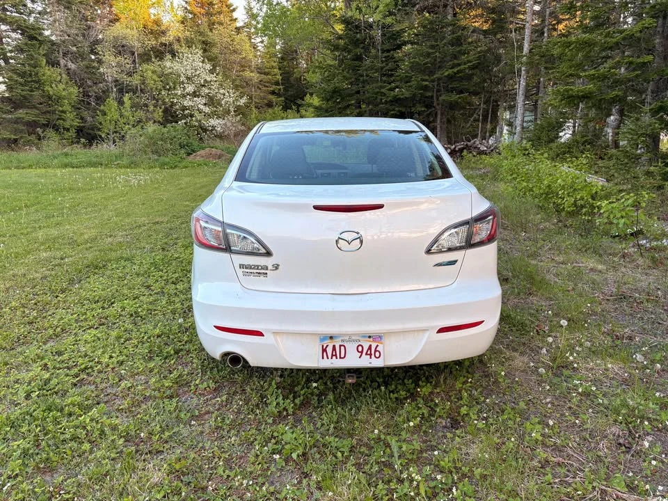 2012 Mazda Mazda 3 2nd Gen - Image 2 of 4