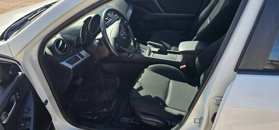 2012 Mazda Mazda 3 2nd Gen - Image 4 of 7