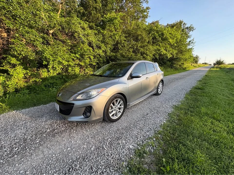 2012 Mazda Mazda 3 2nd Gen - Image 2 of 10