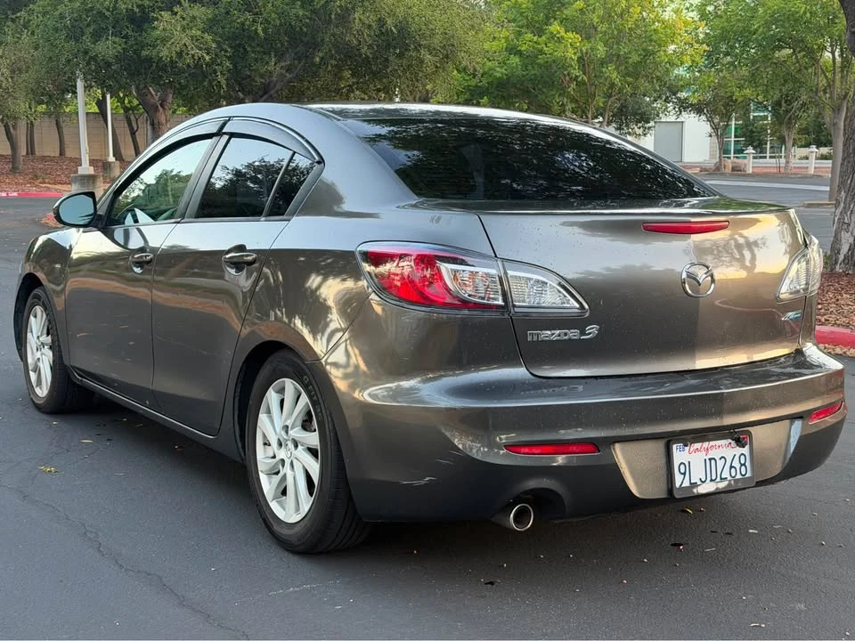 2012 Mazda Mazda 3 2nd Gen - Image 4 of 12