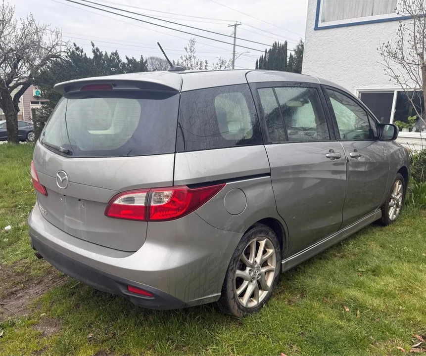 2012 Mazda Mazda 5 - Image 4 of 9