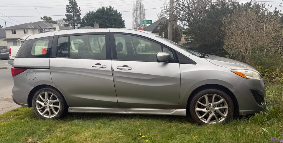 2012 Mazda Mazda 5 - Image 3 of 9