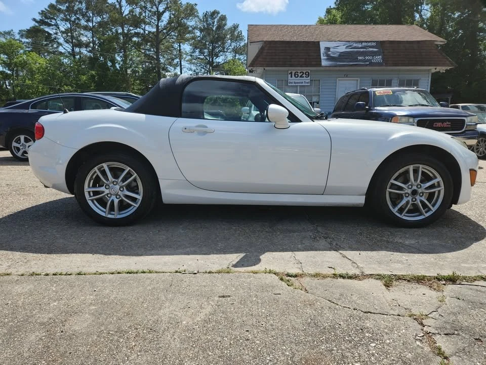 2012 Mazda NC MX-5 Miata - Image 5 of 12