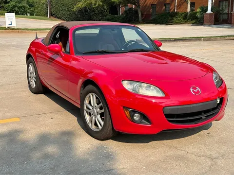 2012 Mazda MX-5 Club Convertible 2D