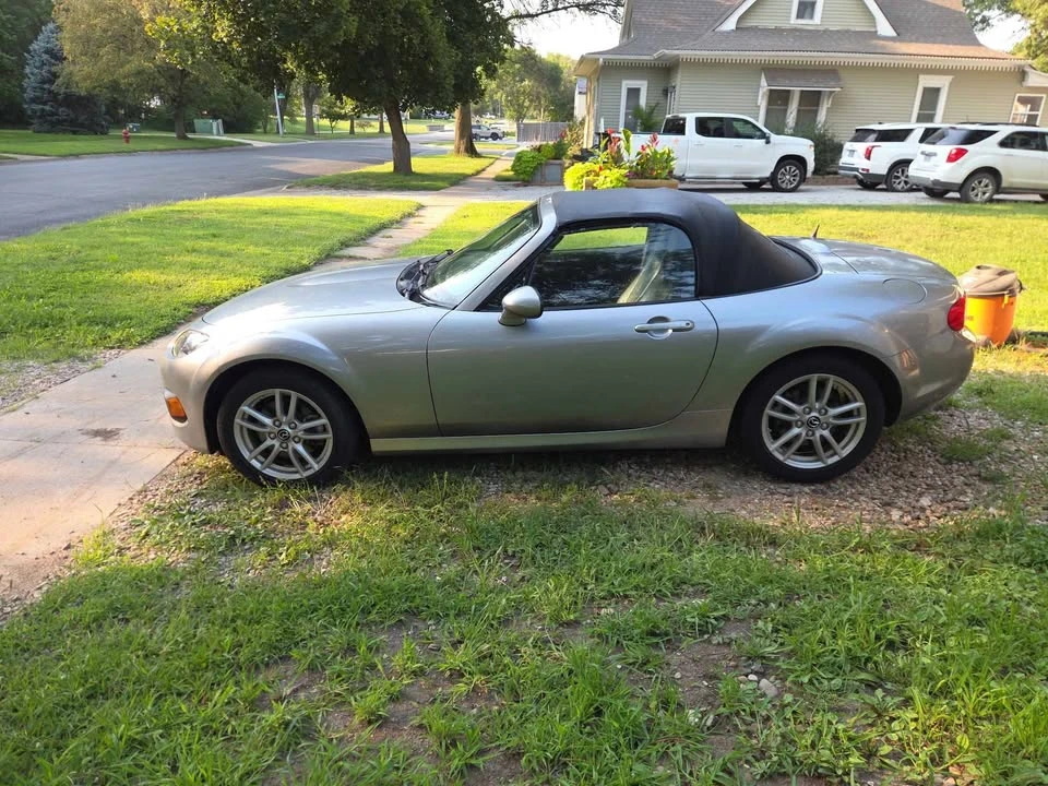 2012 Mazda NC MX-5 Miata - Image 3 of 16
