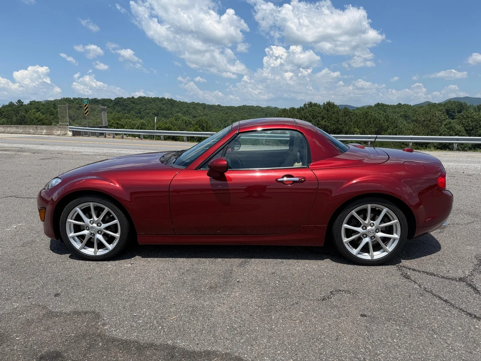 2012 Mazda NC MX-5 Miata - Image 17 of 31