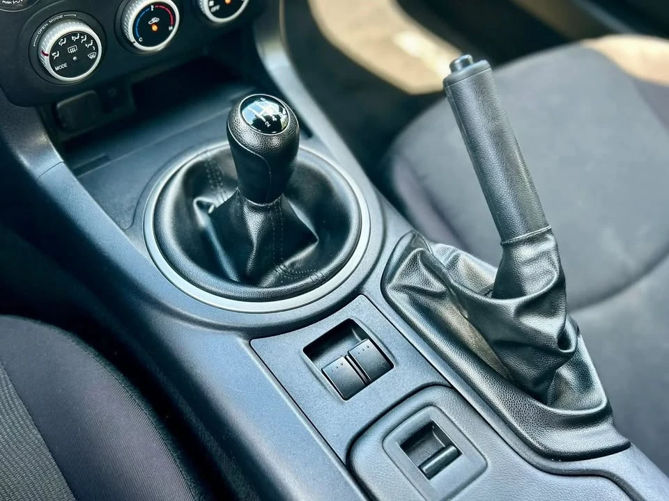 2012 Mazda NC MX-5 Miata - Image 14 of 19