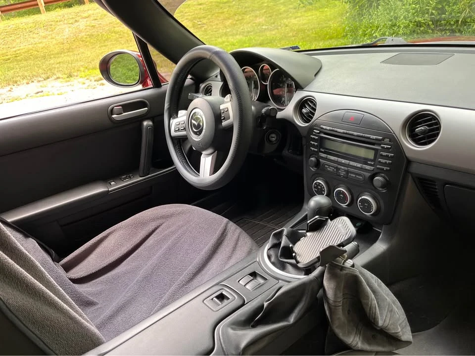 2012 Mazda NC MX-5 Miata - Image 5 of 11