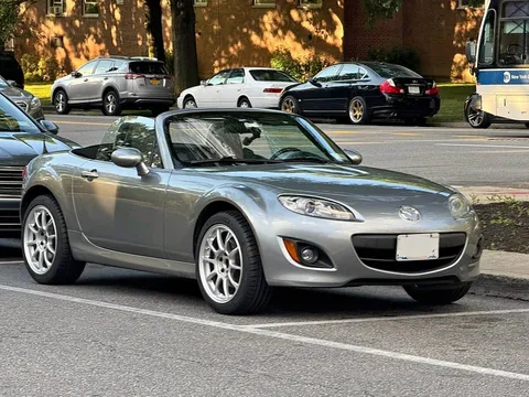 2012 Mazda MX-5 Sport Convertible 2D