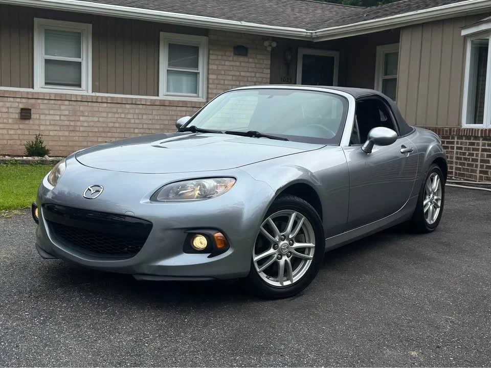 2012 Mazda NC MX-5 Miata - Image 3 of 15