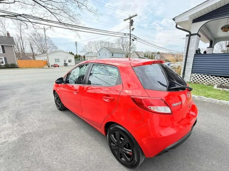 2012 Mazda Mazda 2 2nd Gen - Image 7 of 12