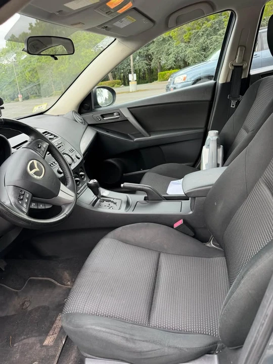 2012 Mazda Mazda 3 2nd Gen - Image 11 of 12